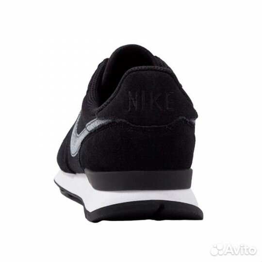 Кроссовки Nike Internationalist