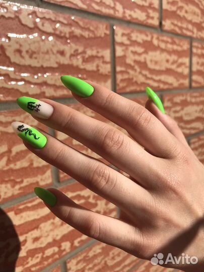 Педикюр Маникюр