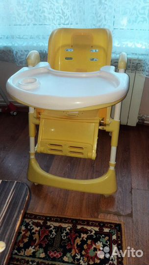 Стульчик для кормления