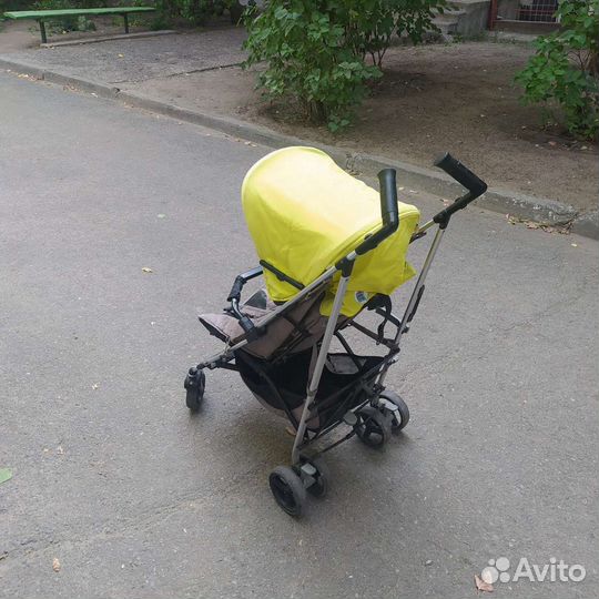 Прогулочная коляска