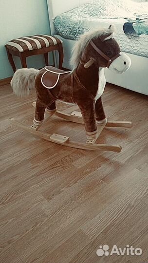Качалка лошадь