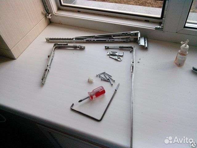 Ремонт пластиковых окон, дверей, регулировка