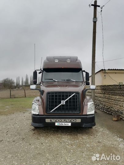 Volvo VNL 670, 2003