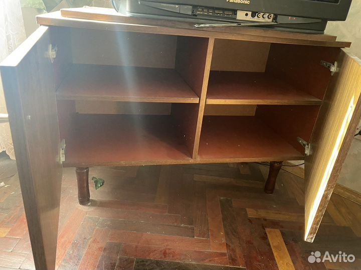 Тумба под телевизор, шкаф