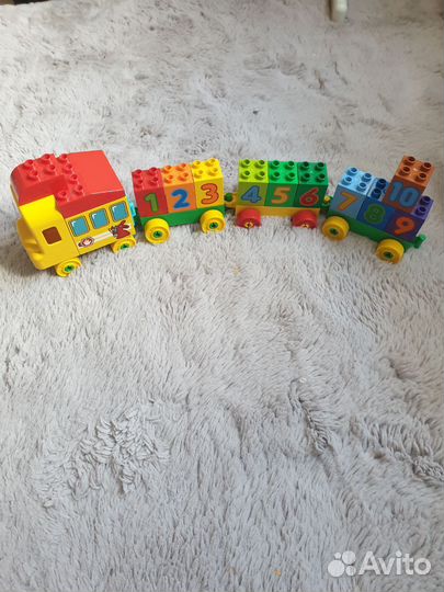 Школьный автобус Lego