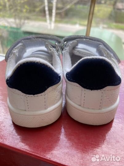 Кроссовки детские 20 размер
