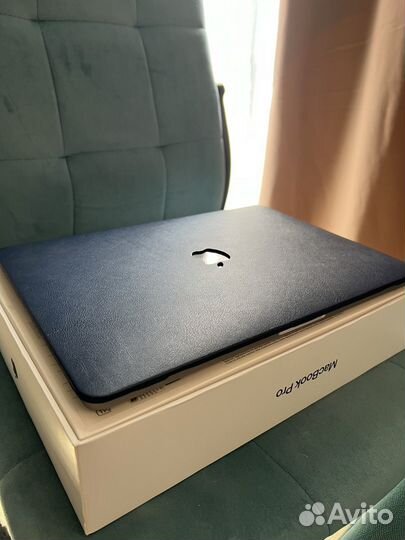 Macbook pro 13 touch bar 2019 100 циклов