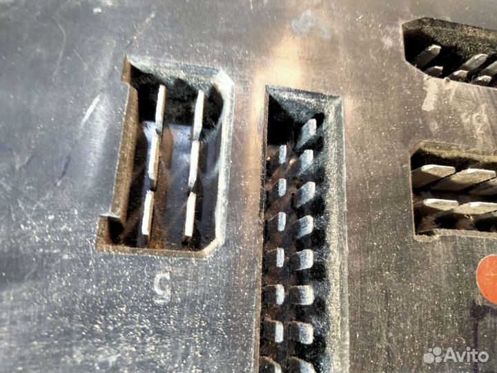 Блок предохранителей Нива Шевроле