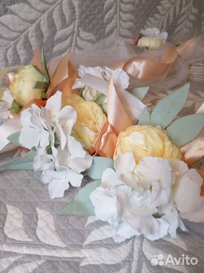 Свадебные украшения на машину