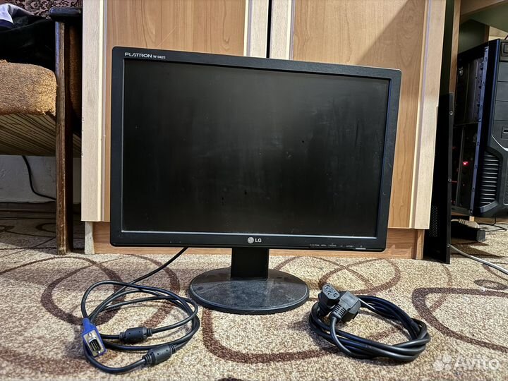 Монитор lg flatron w1942s