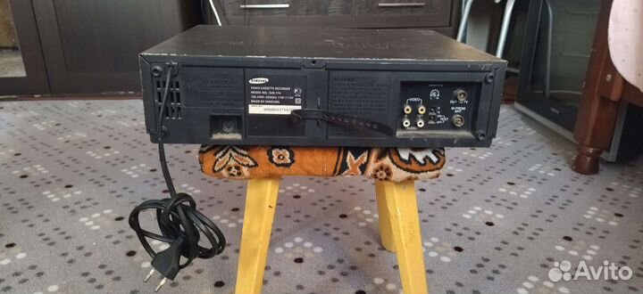 Видеомагнитофон samsung