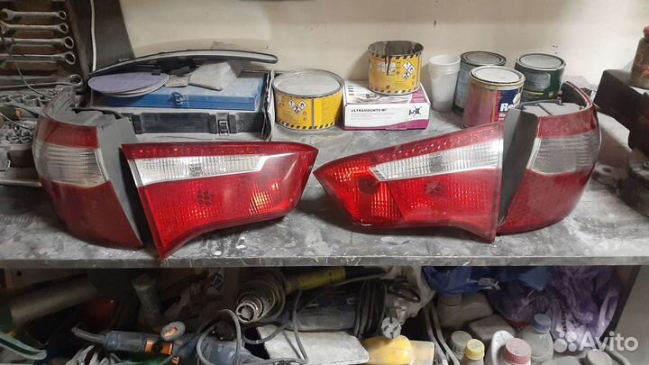 Фонари задние Kia Rio 3 с небольшими дефектами