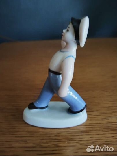 Статуэтка фарфор СССР