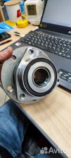 Ступица передняя Skoda Octavia A5 / A7