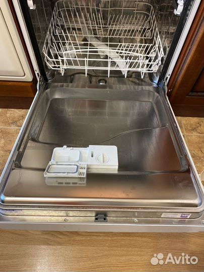 Посудомоечная машина Indesit
