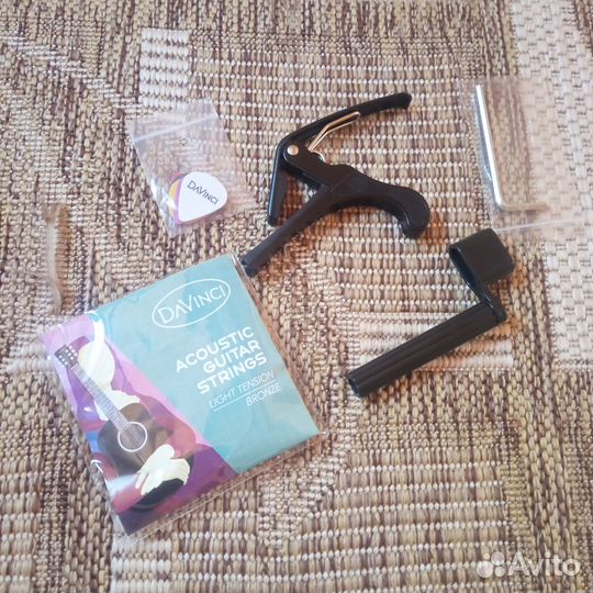 Акустическая гитара DaVinci