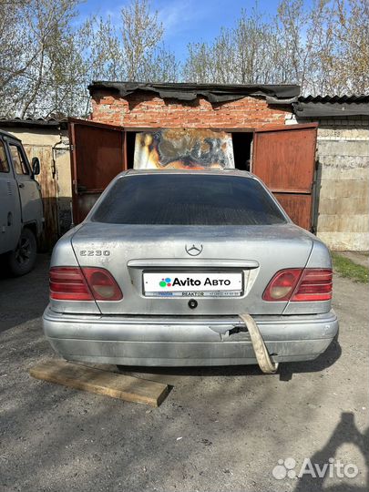 Mercedes-Benz E-класс 2.3 AT, 1996, битый, 371 000 км