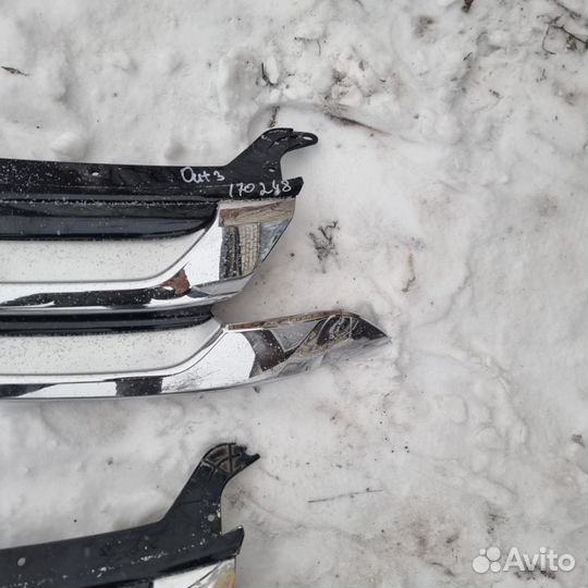 Решетка радиатора mitsubishi outlander 3 gf