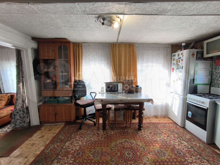 Дом 33,5 м² на участке 8,7 сот.