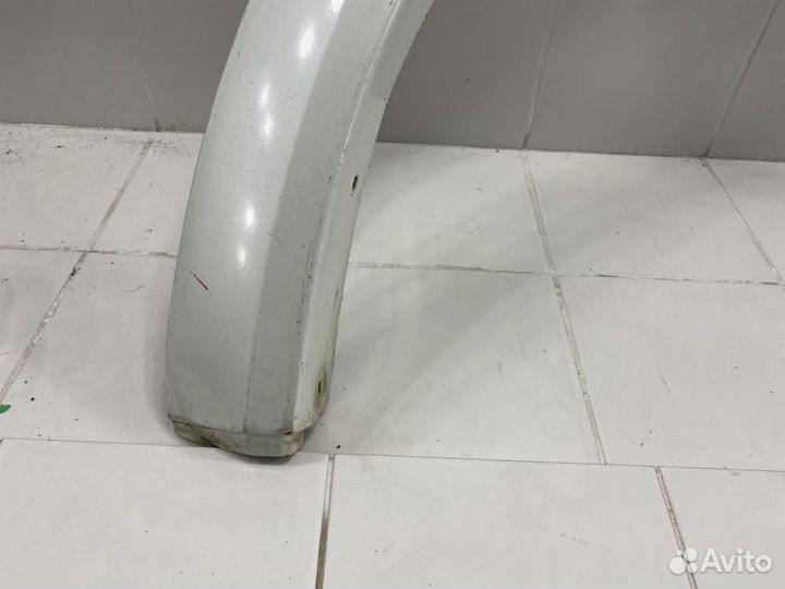 Накладка заднего крыла левого Infiniti QX80 I рестайлинг (2014—2017)