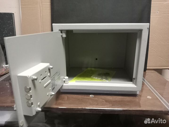 Б/У Сейф aiko T-23 227х297х195 мм