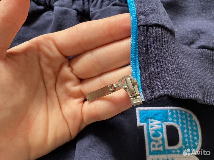 Спортивный костюм