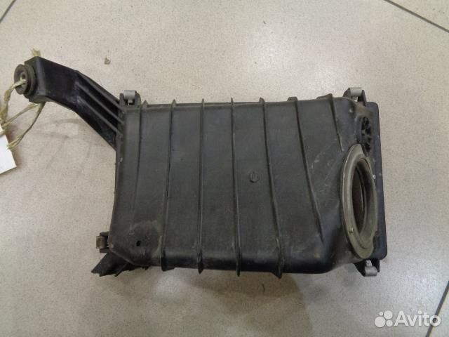 Корпус воздушного фильтра Subaru Outback BG 1994