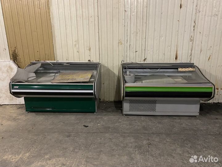 Поодам витрины холодильные, прилавки и т д