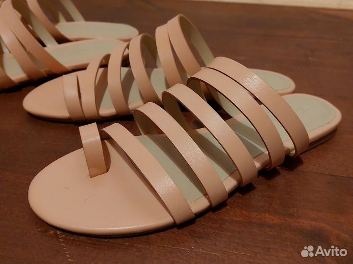 Сабо 39,40 Riveri новые кожа