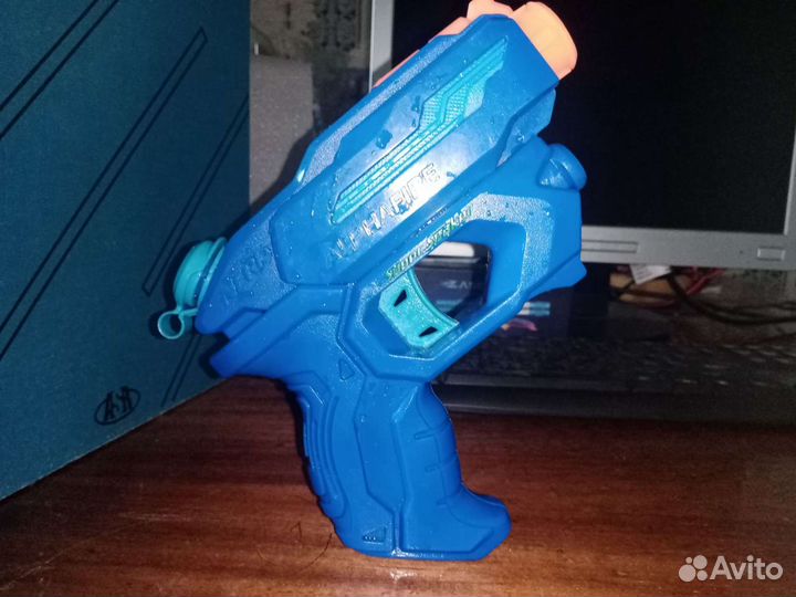 Водный пистолет nerf