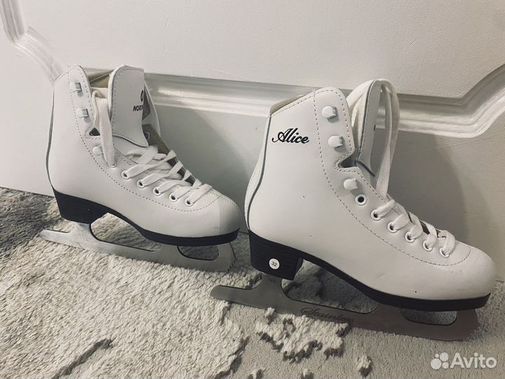 Фигурные коньки для девочки 32 размер