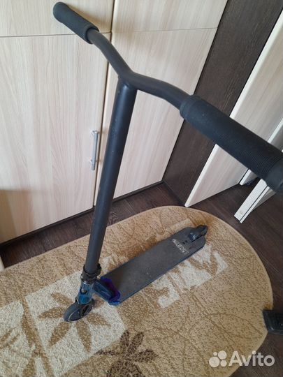 Трюковый самокат Lucky