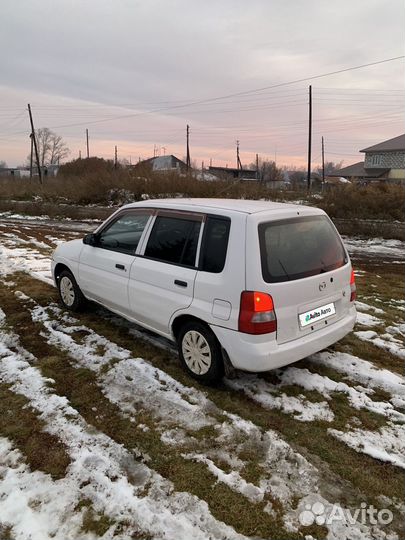 Mazda Demio 1.3 AT, 2000, 265 000 км