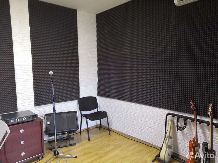 Репетиционная база, кабинет для занятий музыкой