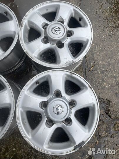 Оригинальные диски на toyota Land Cruiser 100