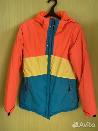 Куртка горнолыжная