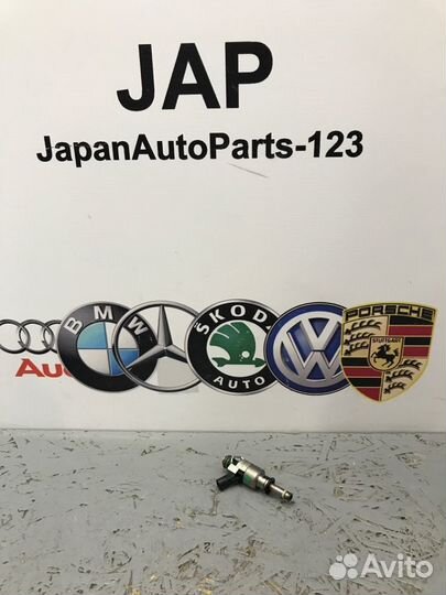 Форсунка инжекторная Audi A6 С7 cgwb 2011