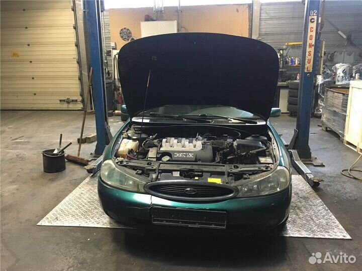 Разбор на запчасти Ford Mondeo 2
