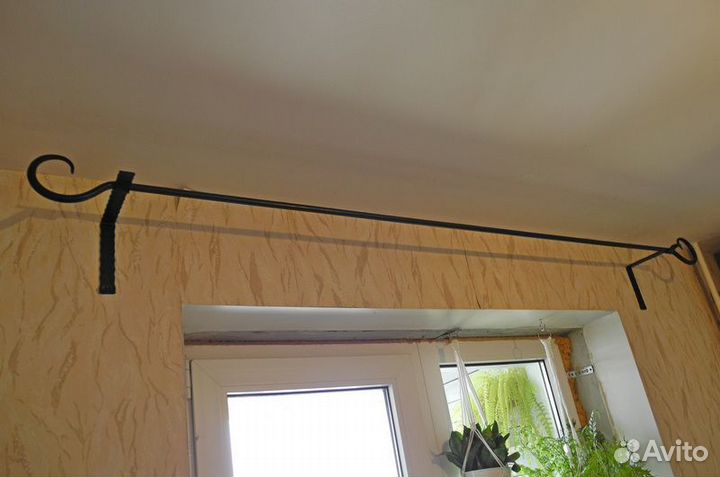 Кованые карнизы