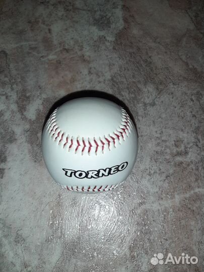 Бейсбольный мяч новый