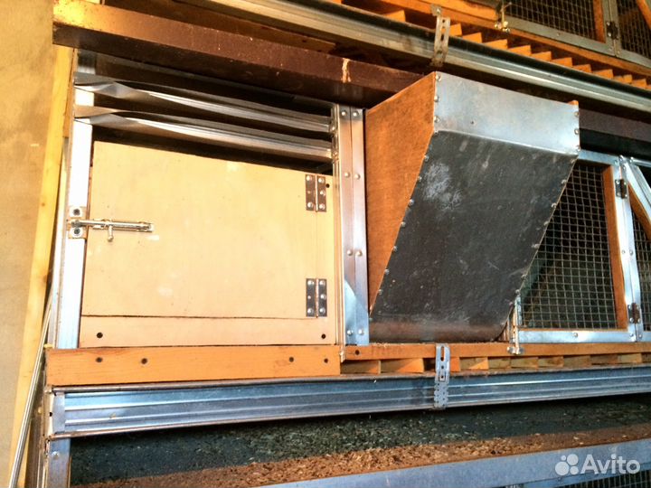 Клетки для кроликов крупных пород