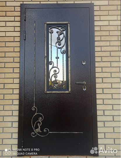 Входная дверь