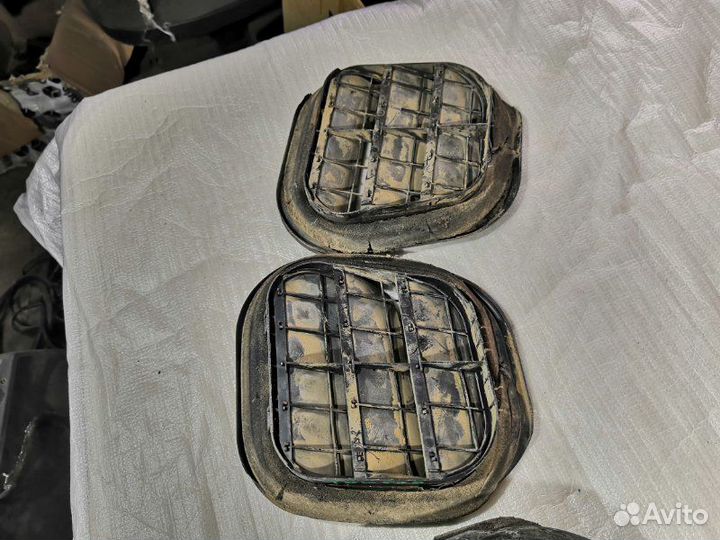 Решетка вентиляционная Volkswagen Touran 1 2004