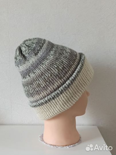 Шапка вязанная женская ручная работа