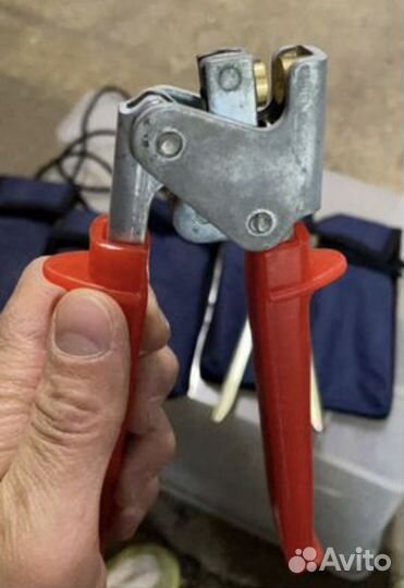 Пломбиратор