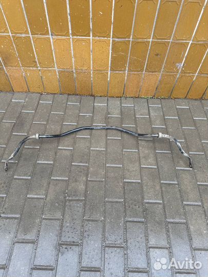 Стабилизатор передний Mazda MPV