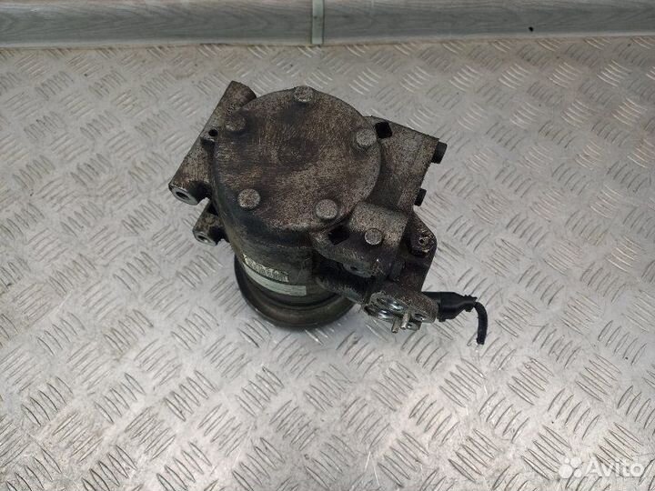 Компрессор кондиционера Hyundai Elantra 3 XD 1.8