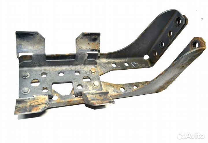 Кронштейн ресивера mercedes-benz Actros MP4 2542