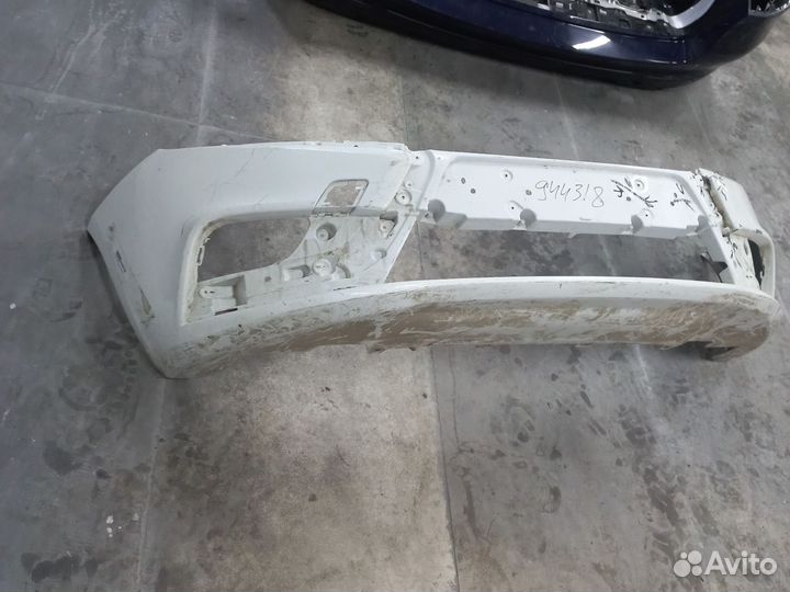 Передний бампер на LADA vesta