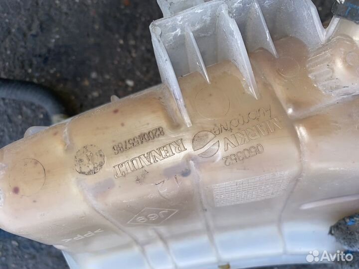 Бачок расширительный Renault Kangoo KW0D 820045578